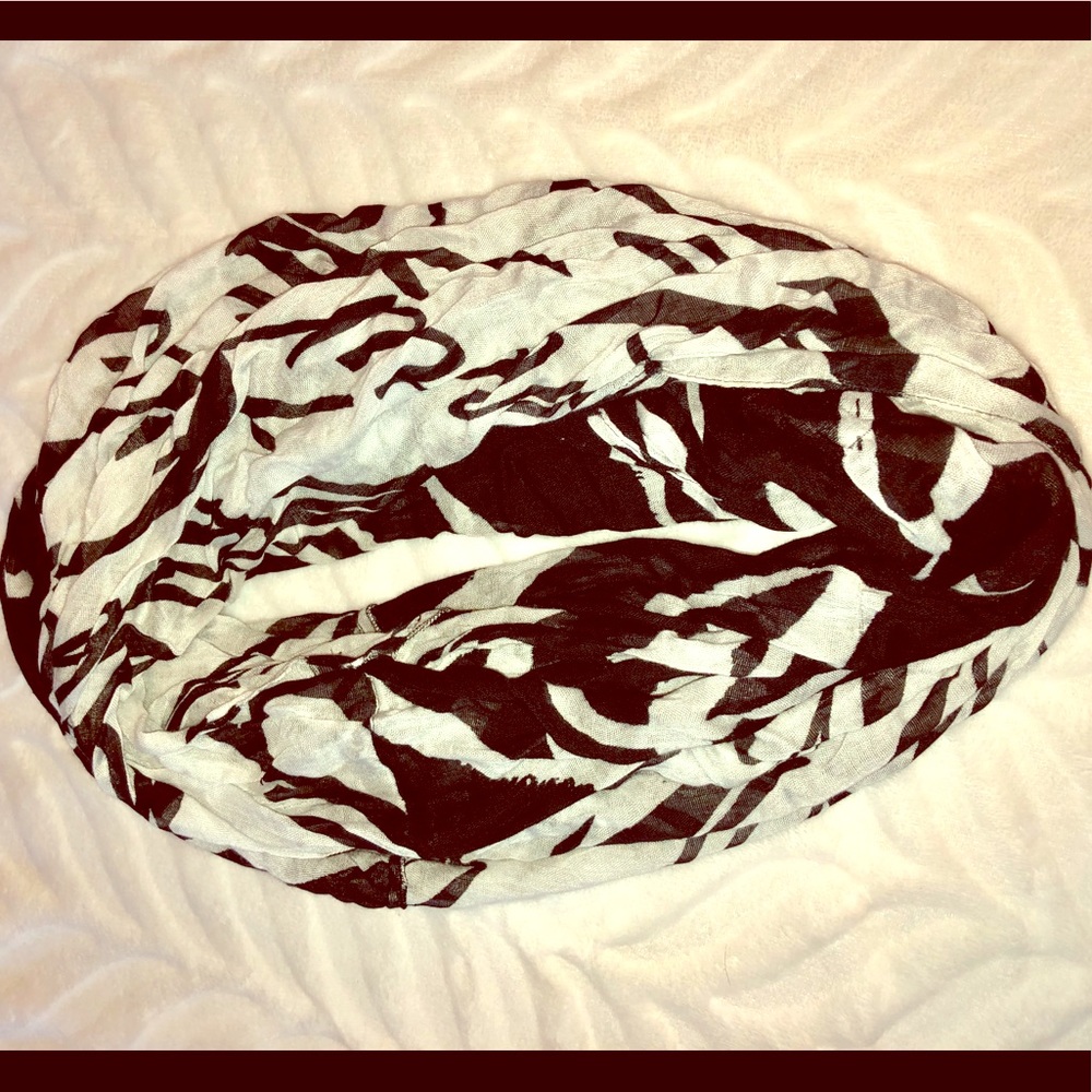 Express infinity scarf